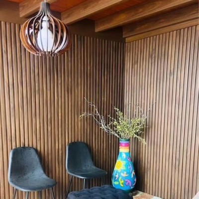 Pared Color Roble